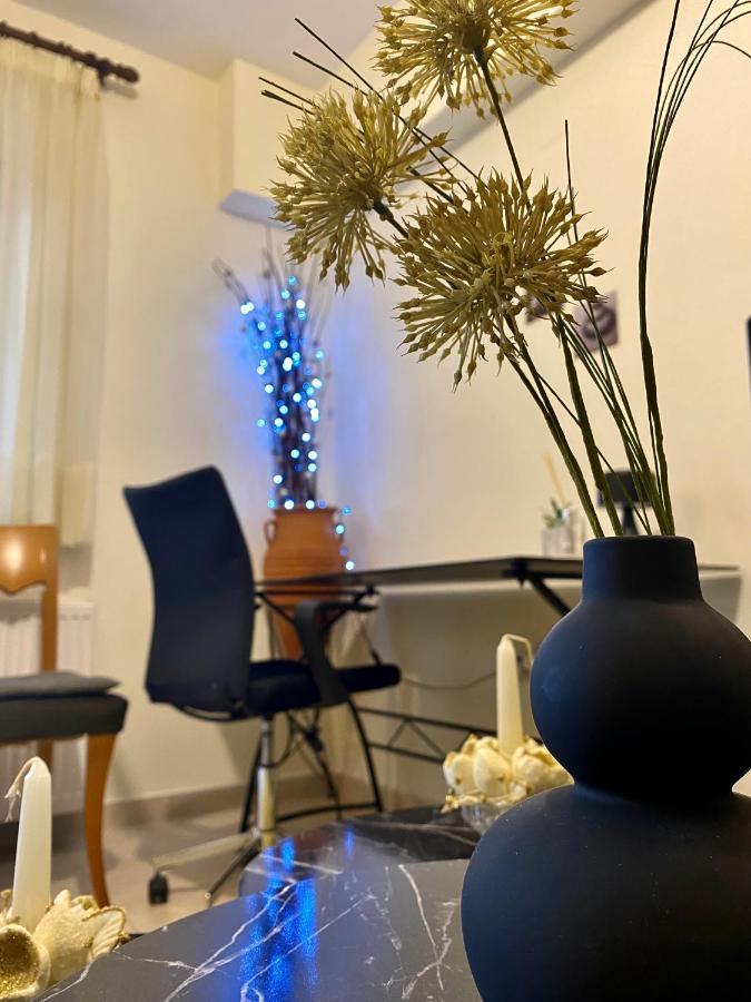 Σουρεαλ Διαμερισμα Δίπλα Στην Πόλη Του Ναυπλίου Apartment Nafplio Exterior photo
